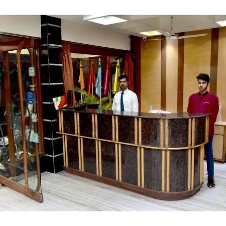 Hotel Dwarka, Nagpur Zewnętrze zdjęcie