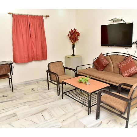 Hotel Dwarka, Nagpur Zewnętrze zdjęcie