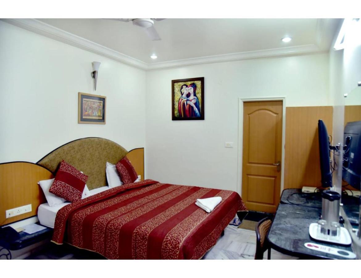 Hotel Dwarka, Nagpur Zewnętrze zdjęcie