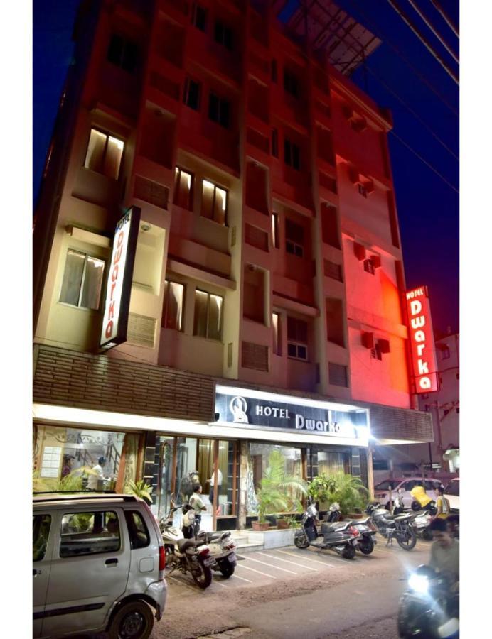 Hotel Dwarka, Nagpur Zewnętrze zdjęcie